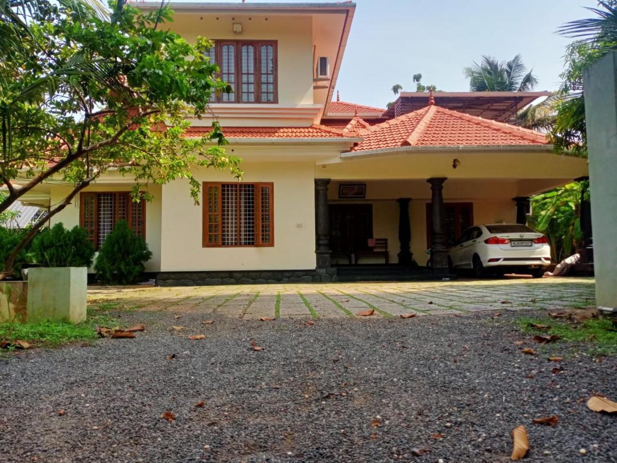 Sinai Homestay Alappuzha Екстер'єр фото